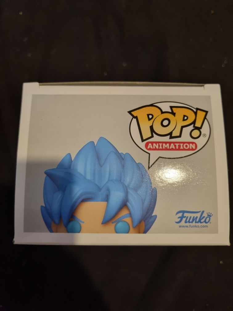 Goku SSGSS funko pop GITD