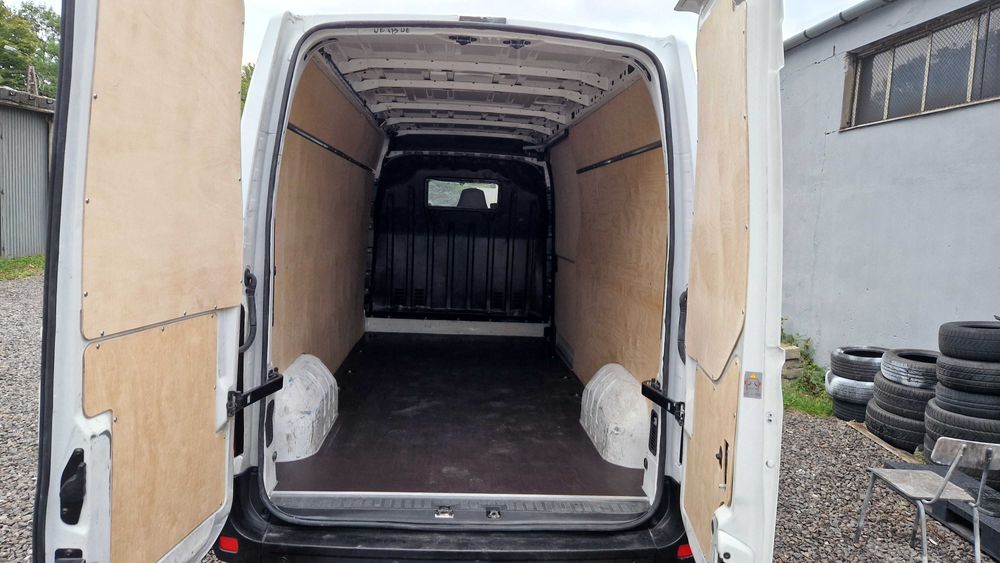 Wypożyczalnia Samochodów Dostawczych Renault Master L3H2 2.3DCI 170KM