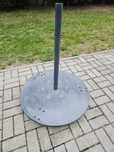 Stabilna podstawa pod parasol ogrodowy