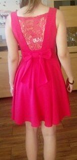 Różowa sukienka z kokardą r. 38