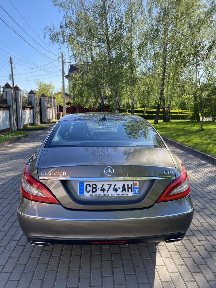 Mercedes-Benz CLS250