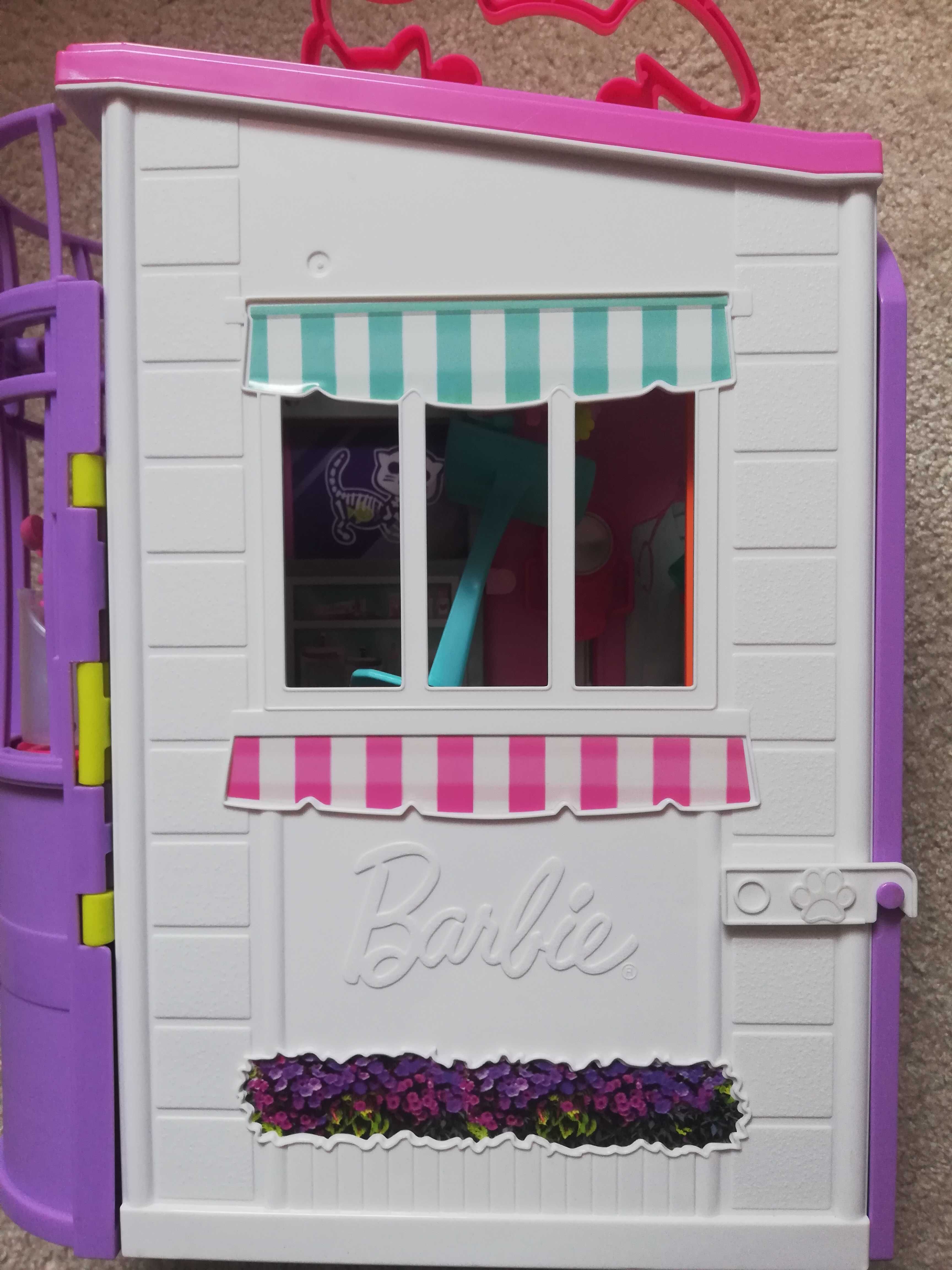 Barbie lecznica dla zwierząt