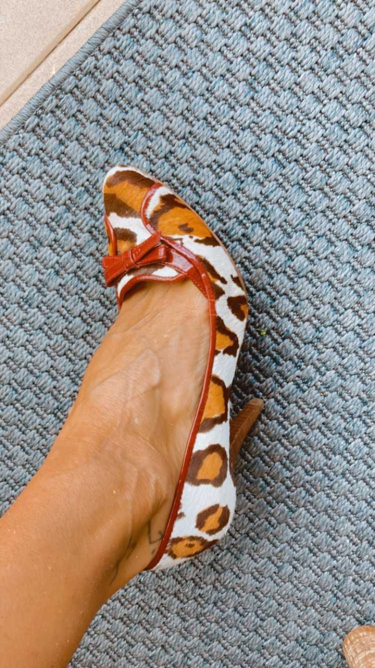 Marca claudina em pelo leopardo sapato 36 como novo