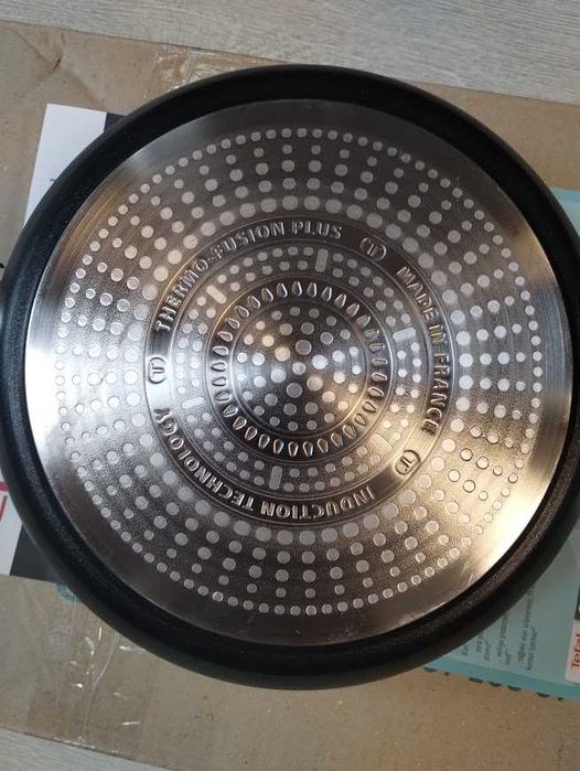 Patelnia Tefal Premium nieprzywierająca 24 cm wszystkie kuchenki