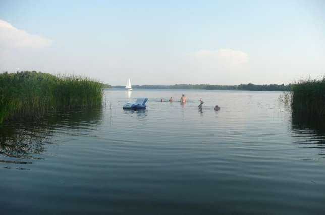 Mazury, dom nad jeziorem, klimatyzacja, pomost, rower wodny, domek