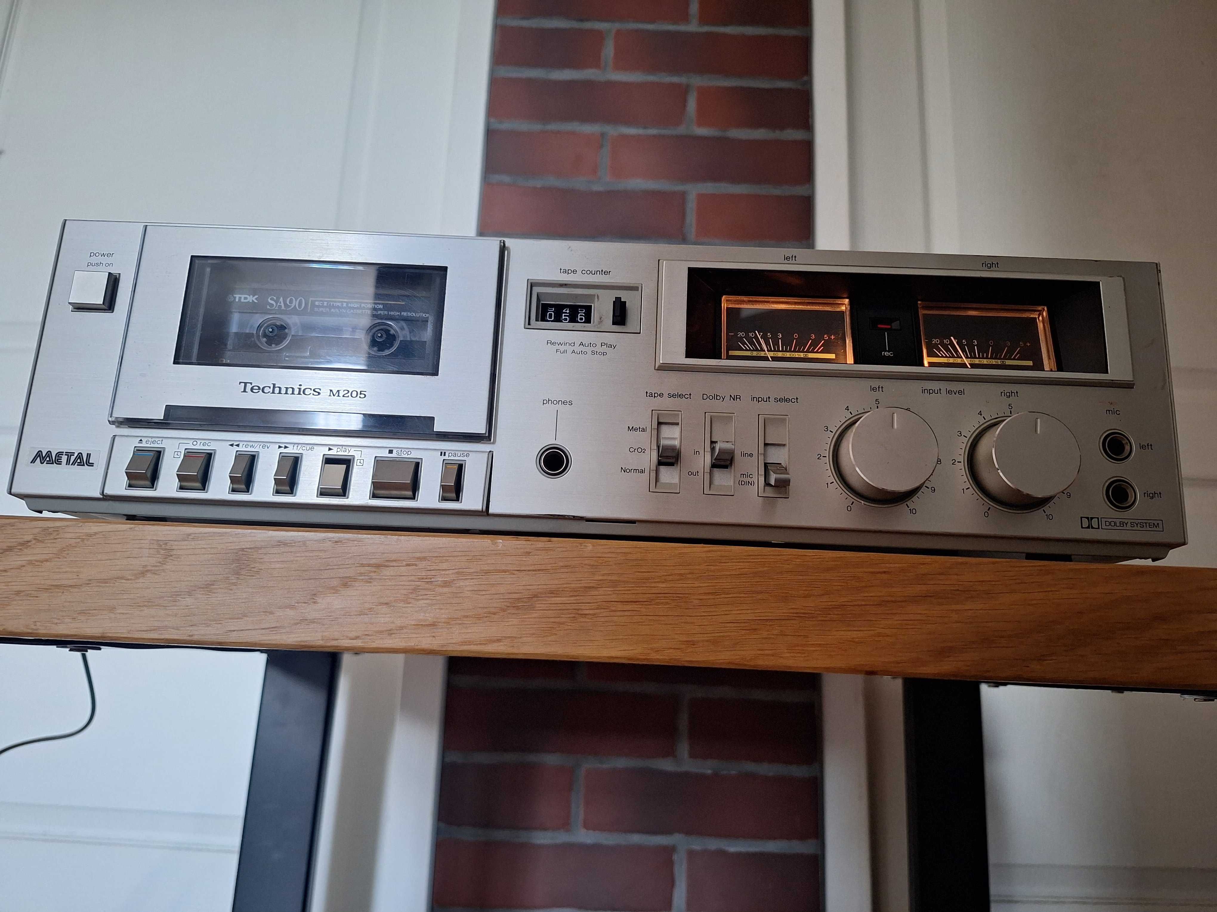 magnetofon deck Technics M205