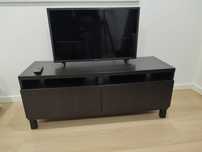 Móvel TV IKEA com pés