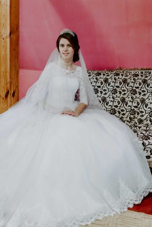 Продаю весільне плаття