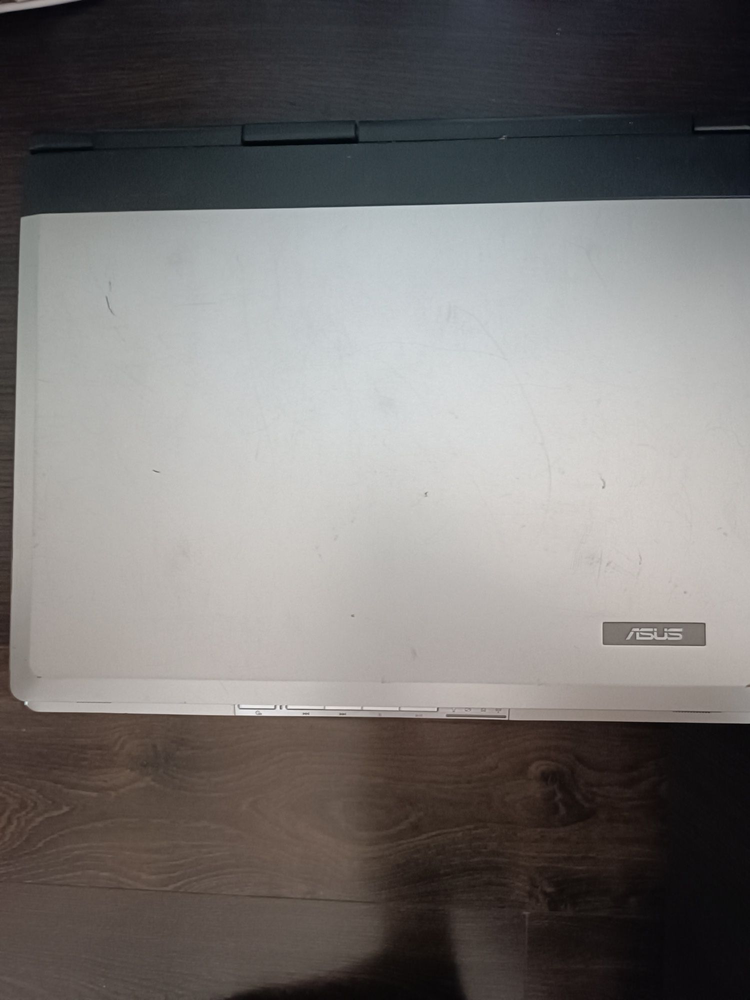 Ноутбук ASUS A6M.