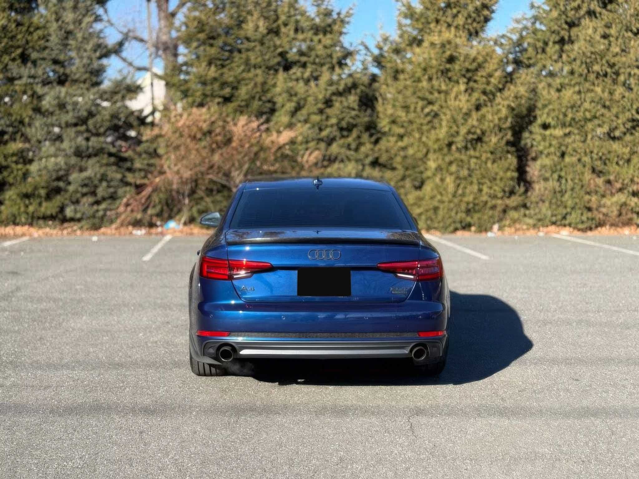 2017 Audi A4 quattro Premium Plus