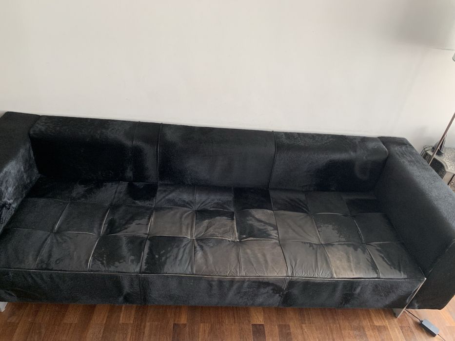 Sofá em pele de pónei