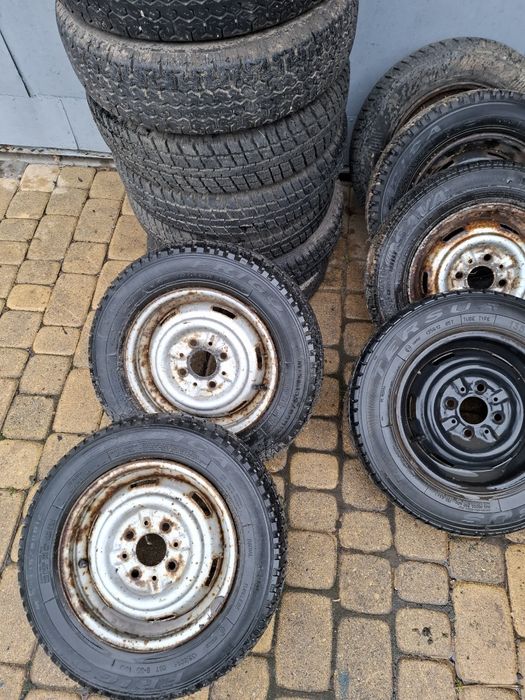 Kola opony r 12 fiat 126 przyczepka Niewiadow zapasowka