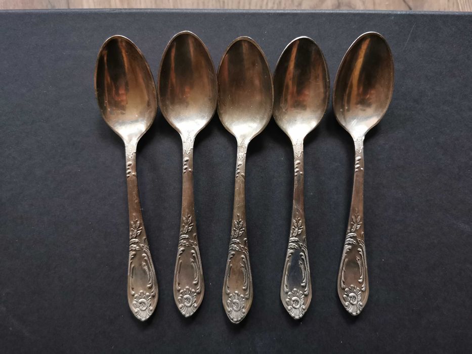 Posrebrzane łyżeczki rosyjskie