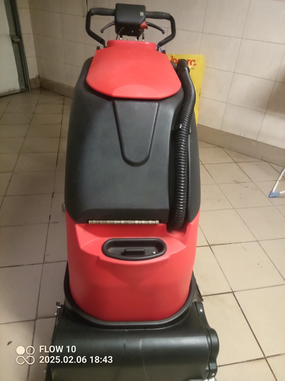 Myjka szorowarka do posadzek