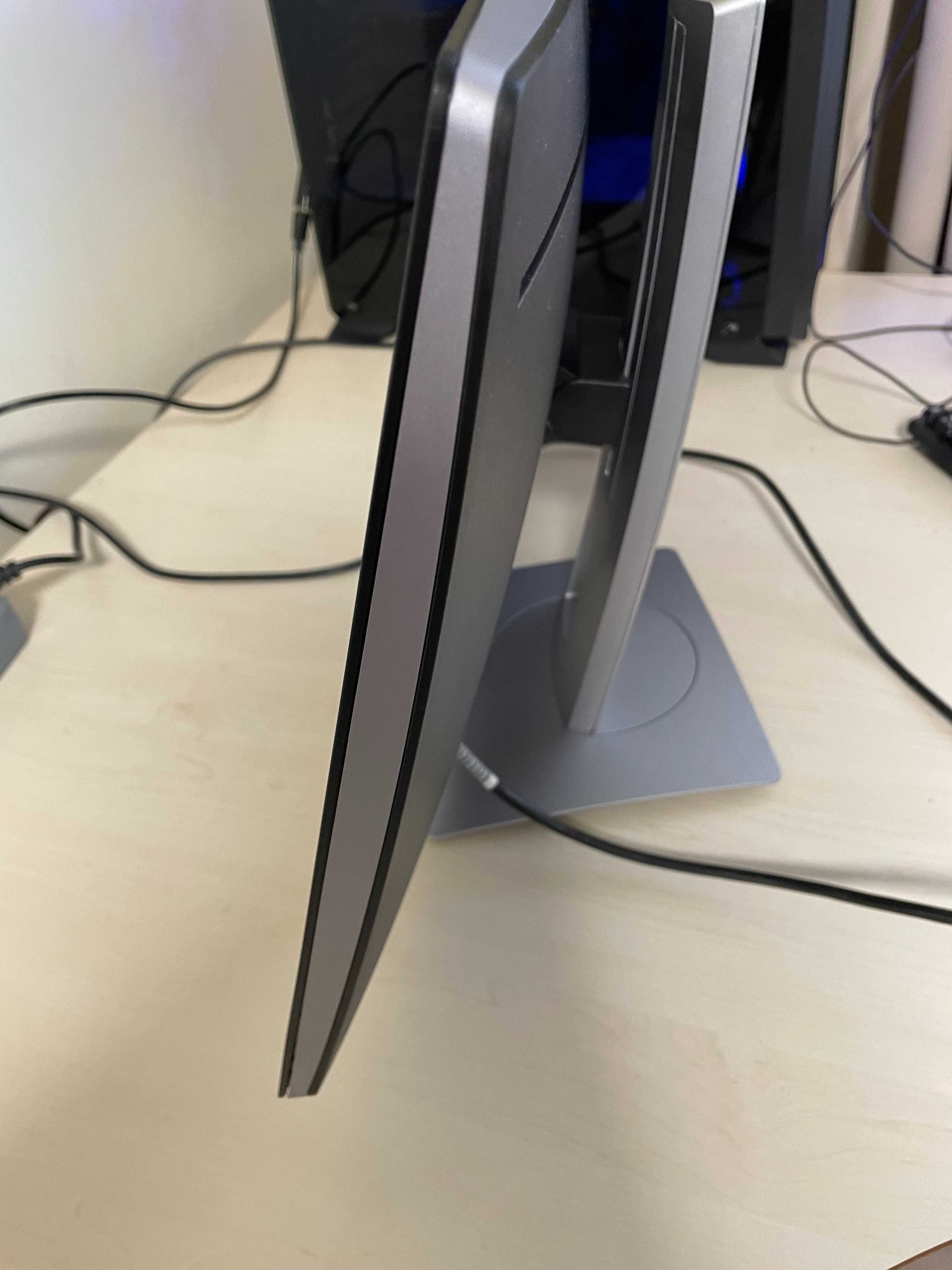Монітор HP EliteDisplay E240 23.8" стан нового