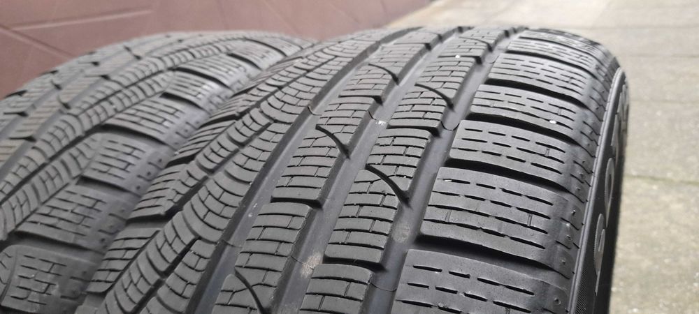 Opony zimowe  Pirelli  245/40 R20   99V XL