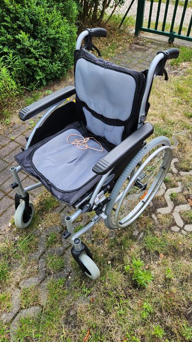Wózek inwalidzki aluminiowy ERGONOMIC AR-300