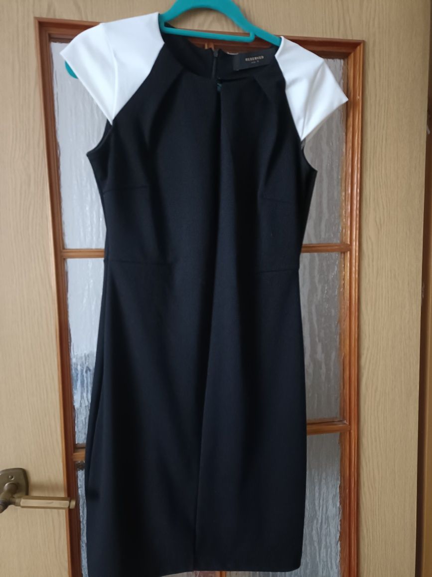 Sukienka czarna Reserved rozmiar  M