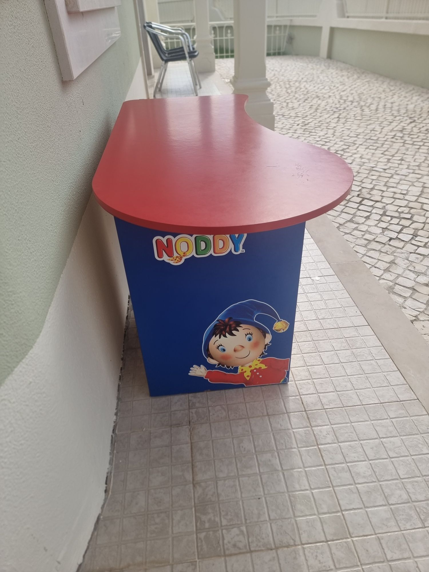 Secretária infantil Noddy