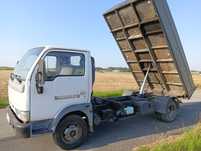 Nissan cabstar wywrotka 3 strony
