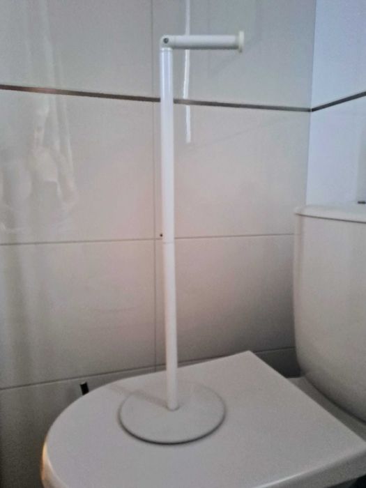 Porta rolos de casa de banho