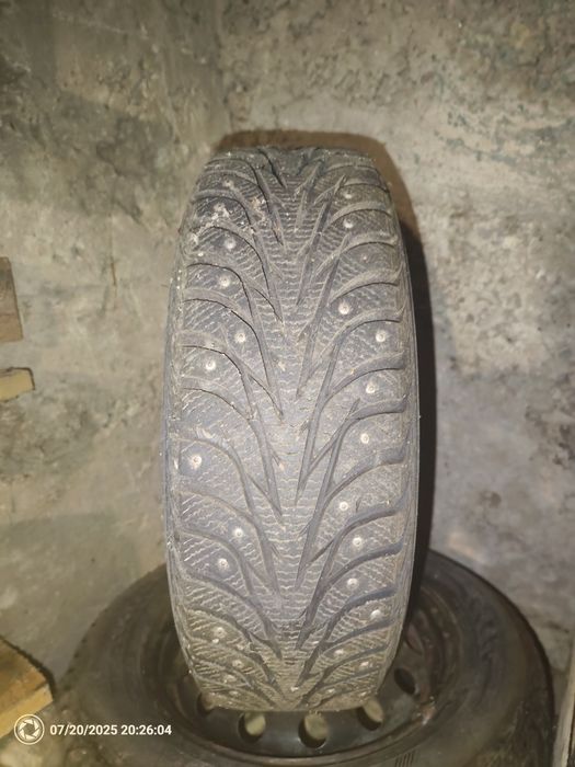 Зимова гума / шини Yokohama шипована