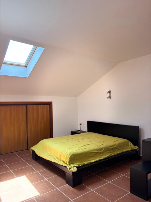 Quarto para arrendamento