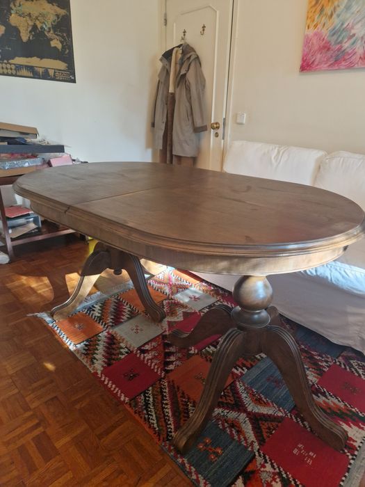 Mesa de jantar com 6 cadeiras