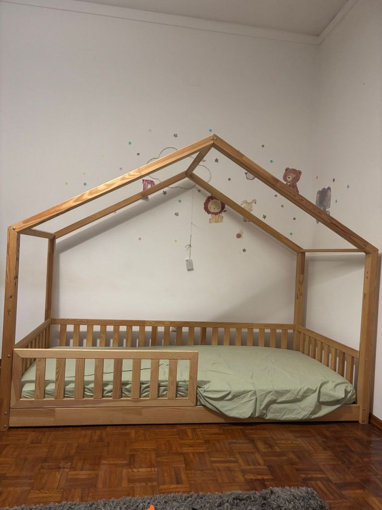 Cama criança "mon lit cabane"