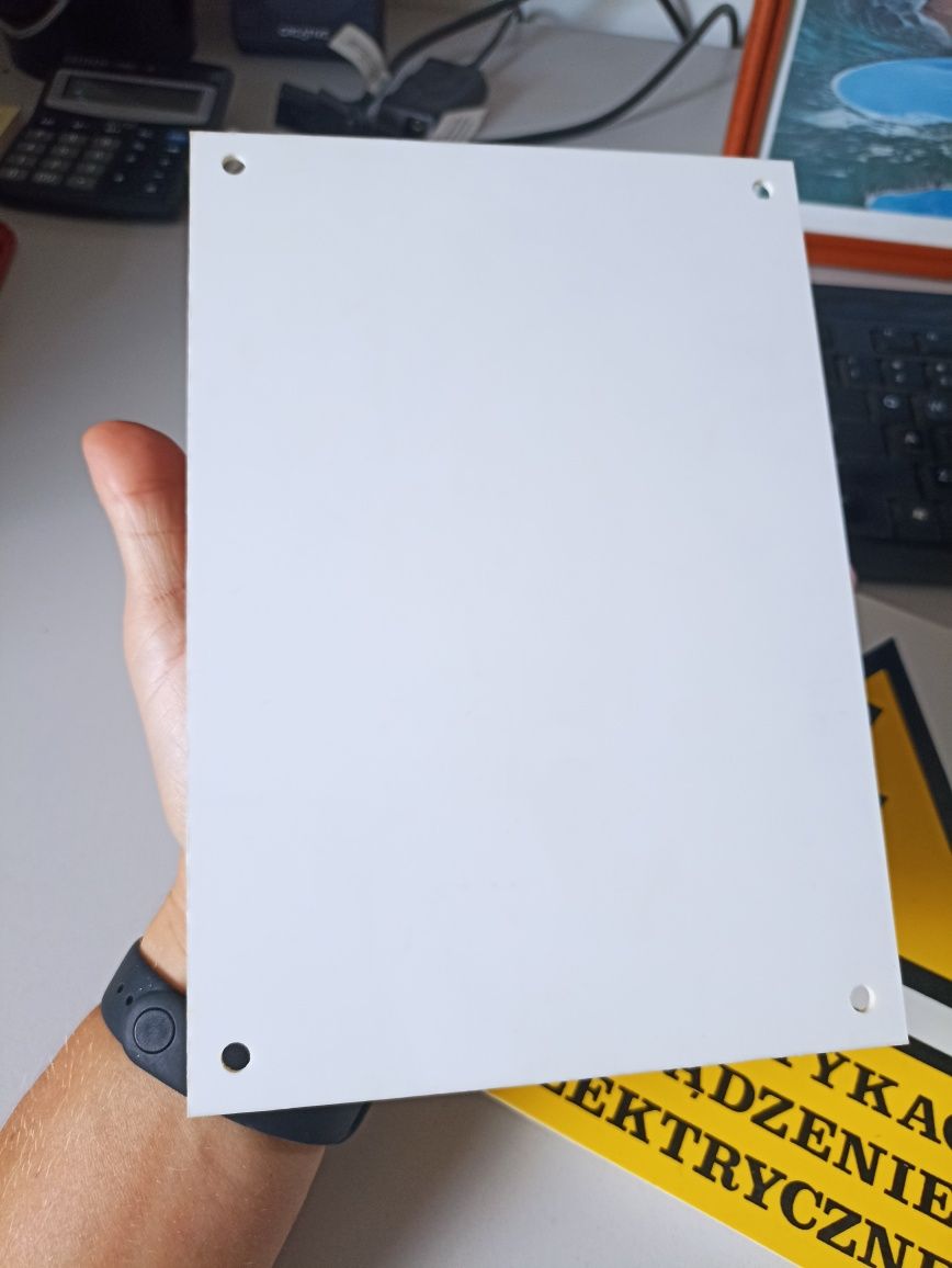Tabliczka Nie dotykać urządzenie elektryczne 15x21cm