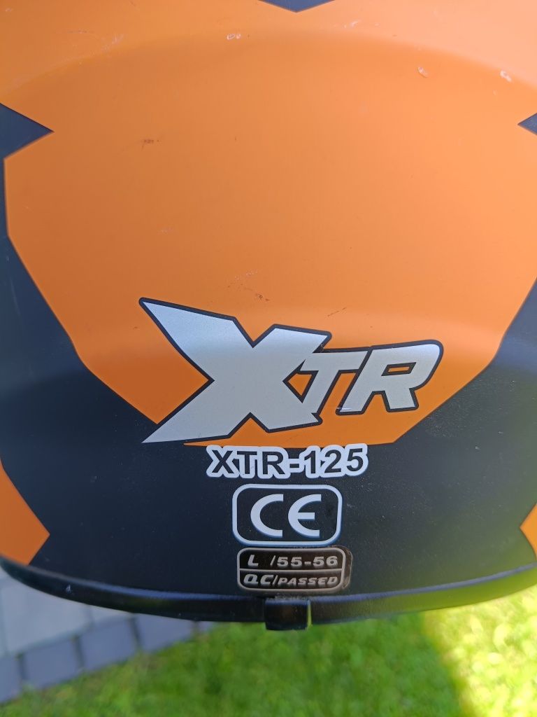 Quad XTR 125 Discovery automat kask