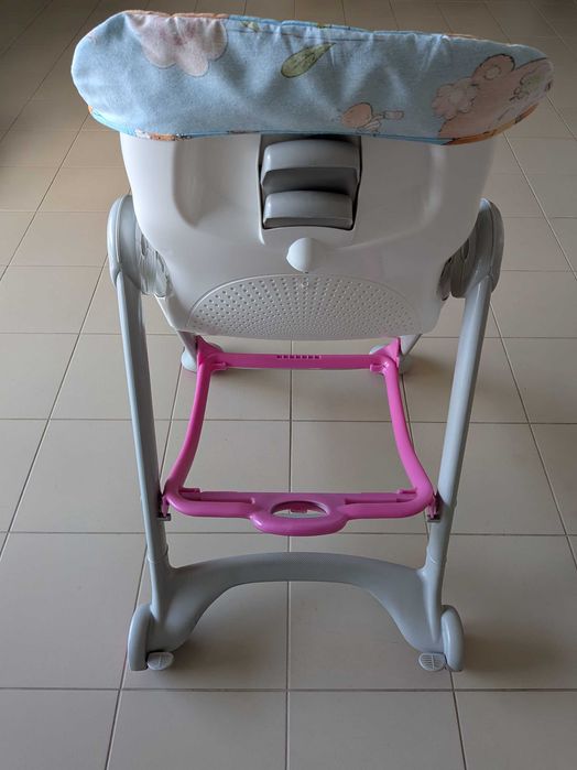 Cadeira bebé para refeição