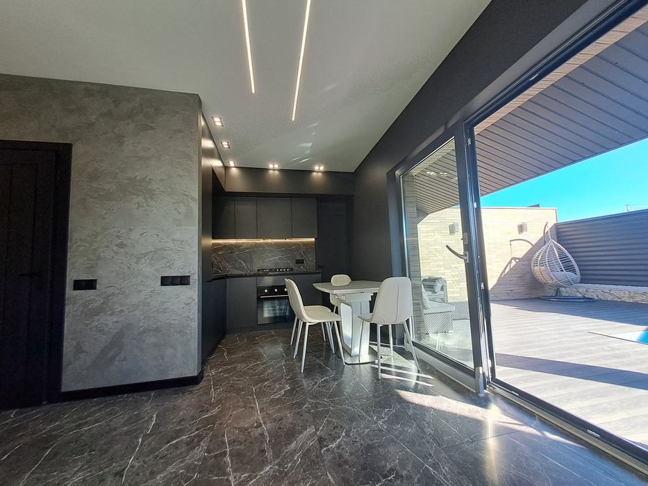 Продаж 1 поверхового будинку з ділянкою на 2.5 сотки, 90 кв. м, Біла