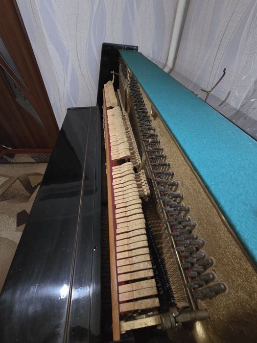 Піаніно Україна- Чернігів