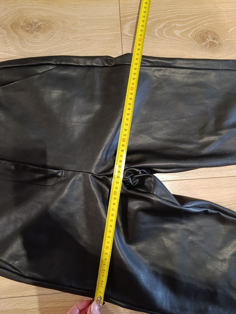 Spodnie skórzane Primark S
