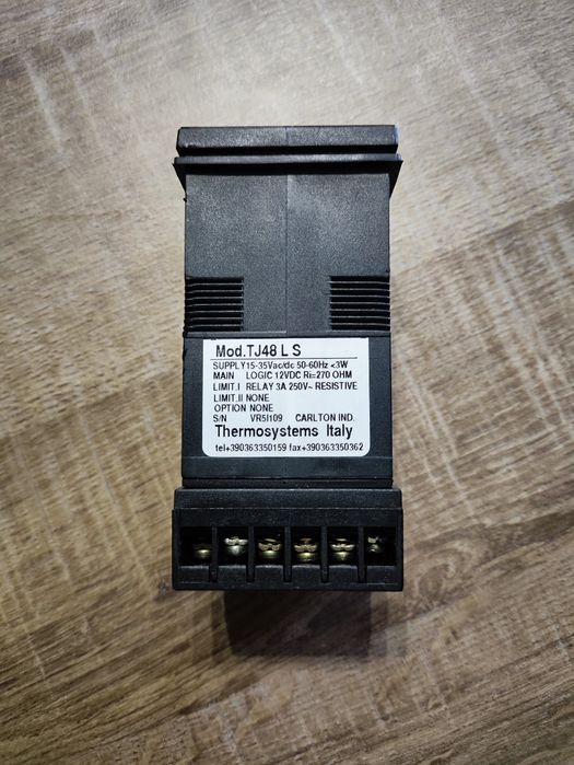 Контролер температури Thermosystems TJ48 Італія