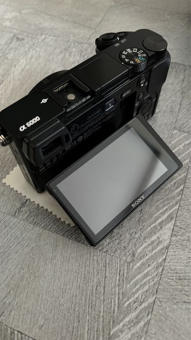 Sony alfa 6000 bezlusterkowy cyfrowy