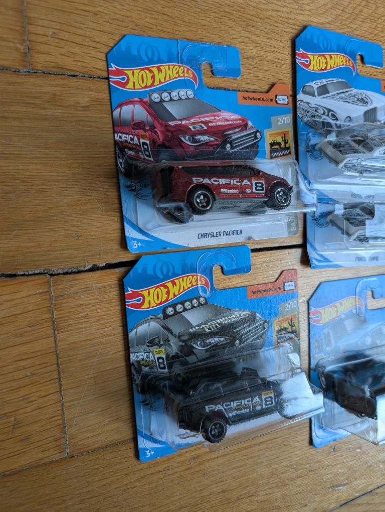 Hot Wheels - 1/64 Vários modelos (Custo unitário 2,5)