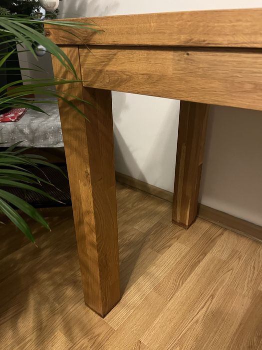 Solidny drewniany stół 100 cm x 60 cm