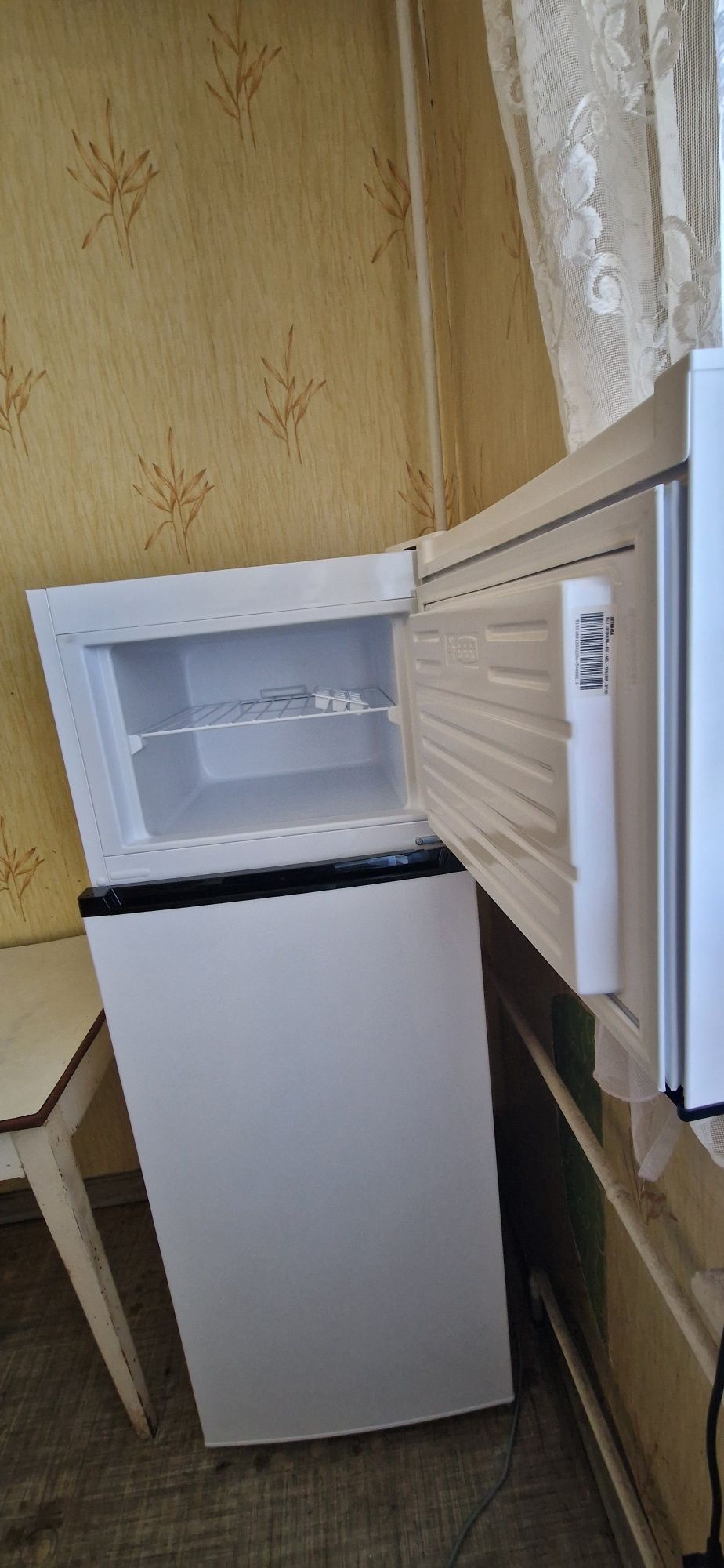 Холодильник двухкамерный Vestfrost