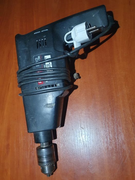 Дель універсальна от сеті 220-240V 50/60Hz