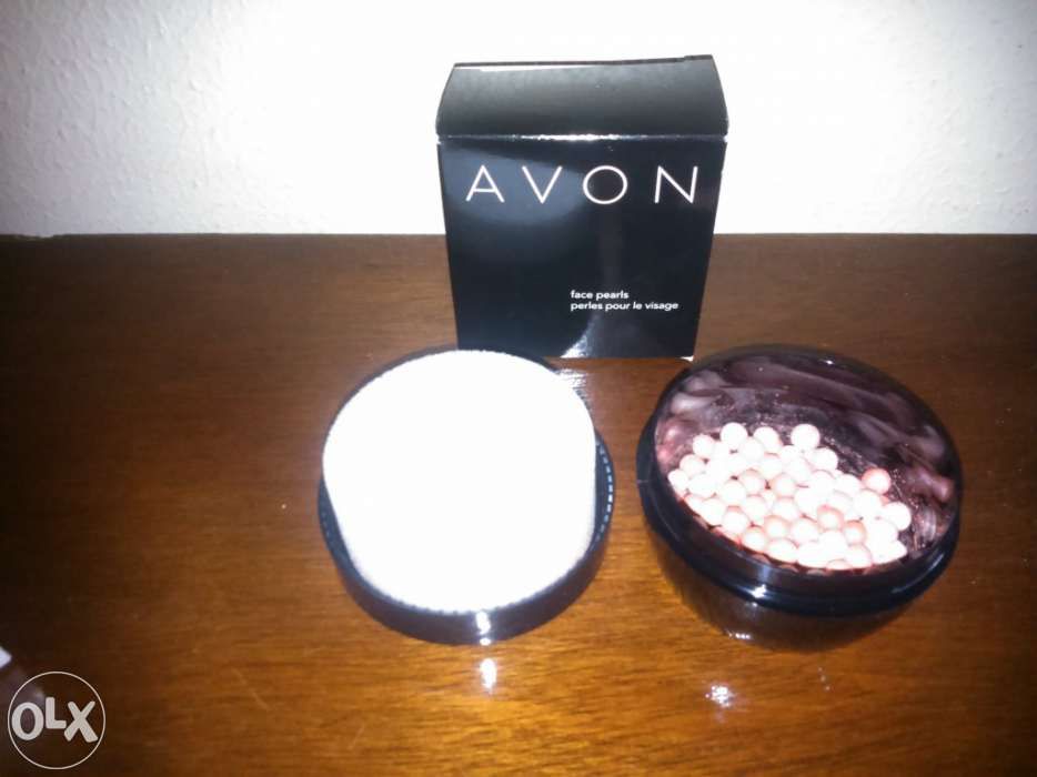 Pérolas faciais iluminadoras da marca Avon por estrear.