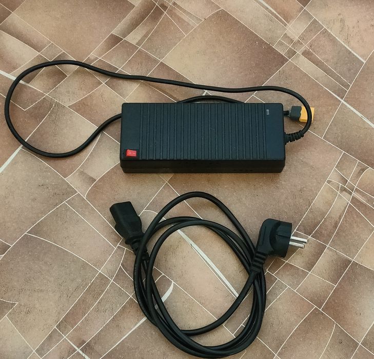 Продам блок живлення 12В/10А