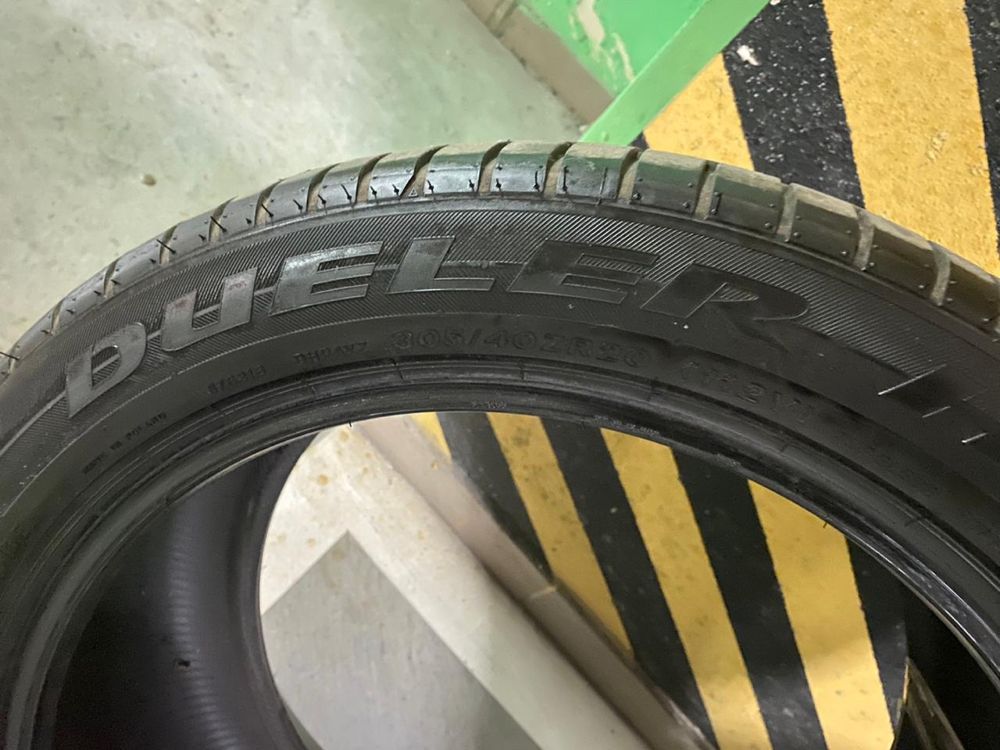 Летняя резина Bridgestone Dueier 305/40 r20 идеал