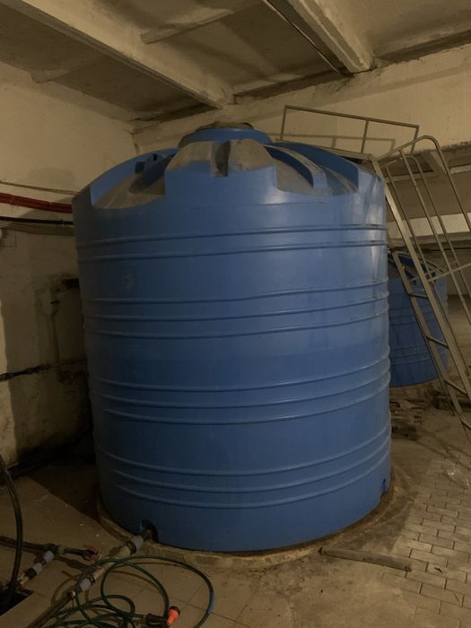 Ємності, бочки, пластикові баки для рідини 7000л та 10000л
