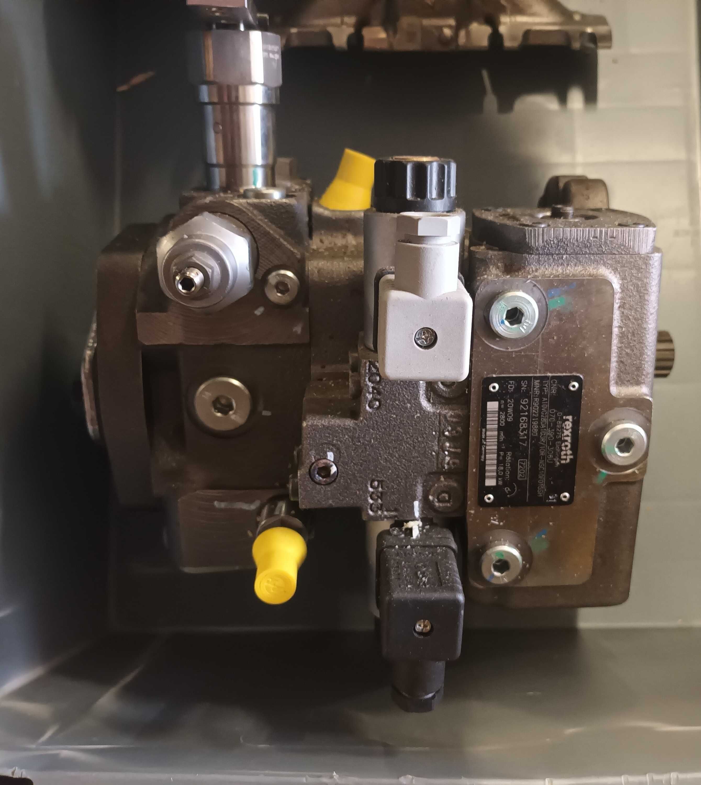 Pompa hydrauliczna Rexroth A10VG28DA1D3R NOWA
