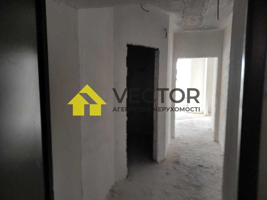 Продаж просторої 2к квартири 73 м2, Цегла, Індив. опалення!