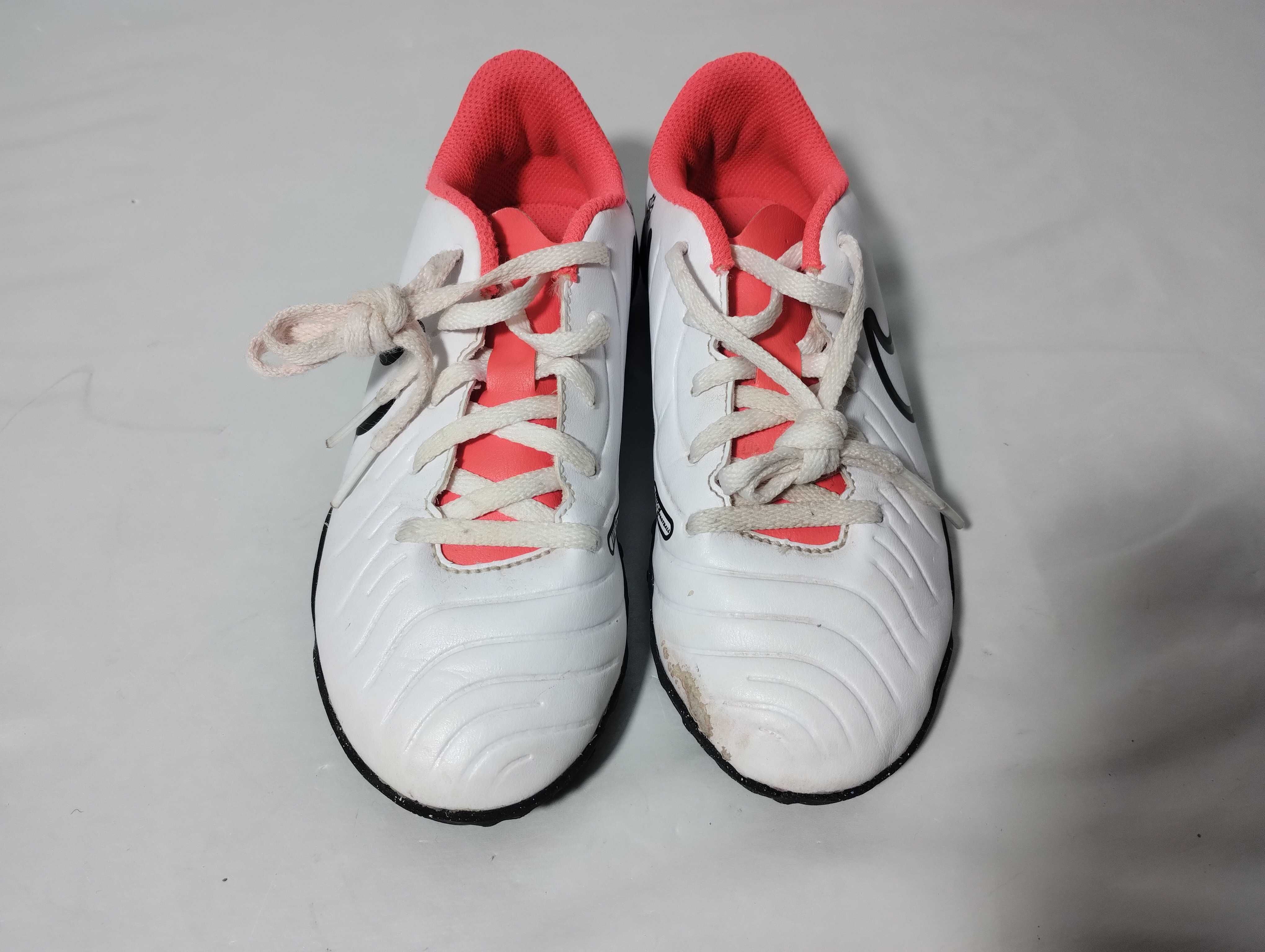 buty piłkarskie turfy nike 32