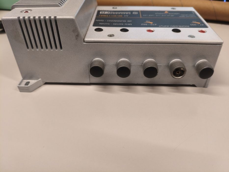 Amplificador de antena