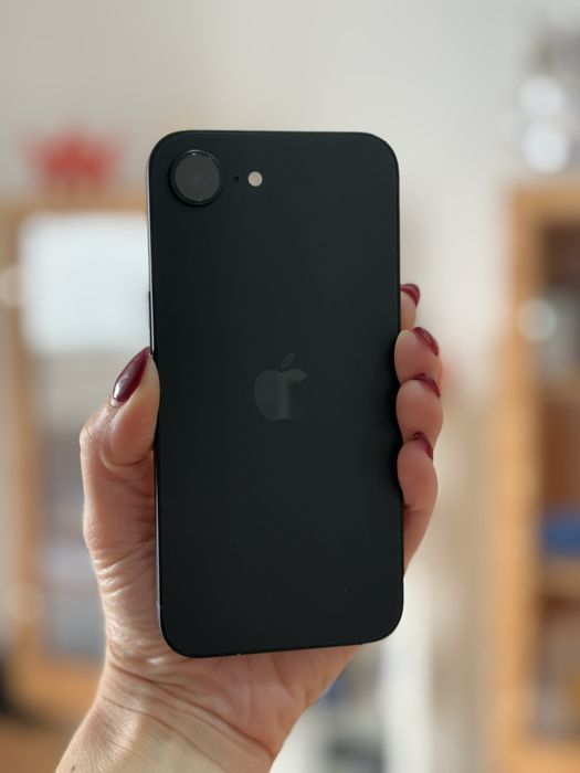 Iphone 16e - pague de 3 a 12x s/juros- garantia e opção -loja